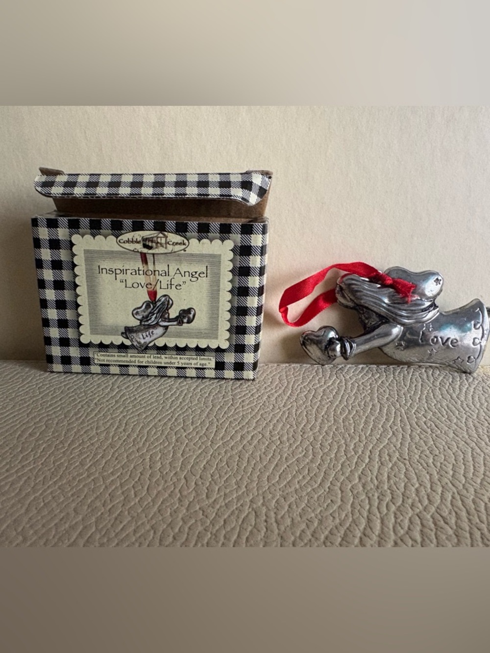 New in box cobble creek inspirational Angel love/life silver ornament